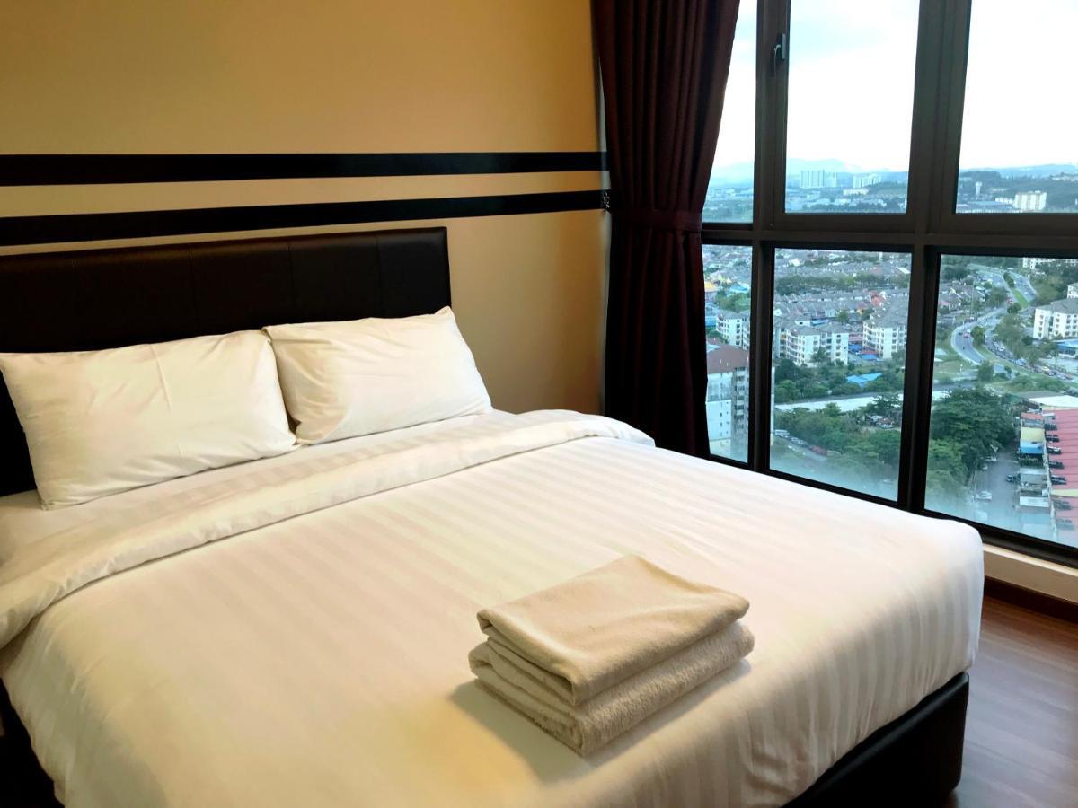 Amerin Mall & Apartment Seri Kembangan
