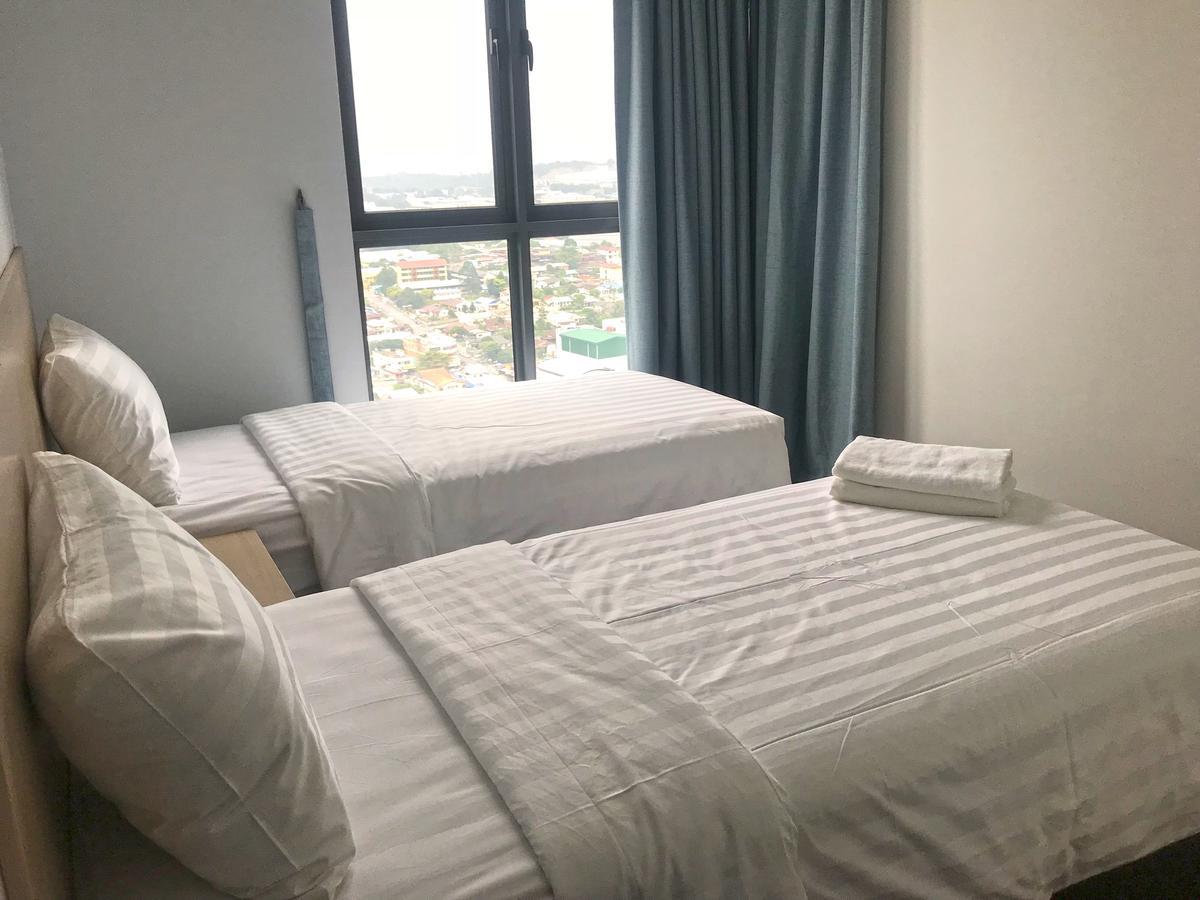 Apartemen Amerin Mall & *