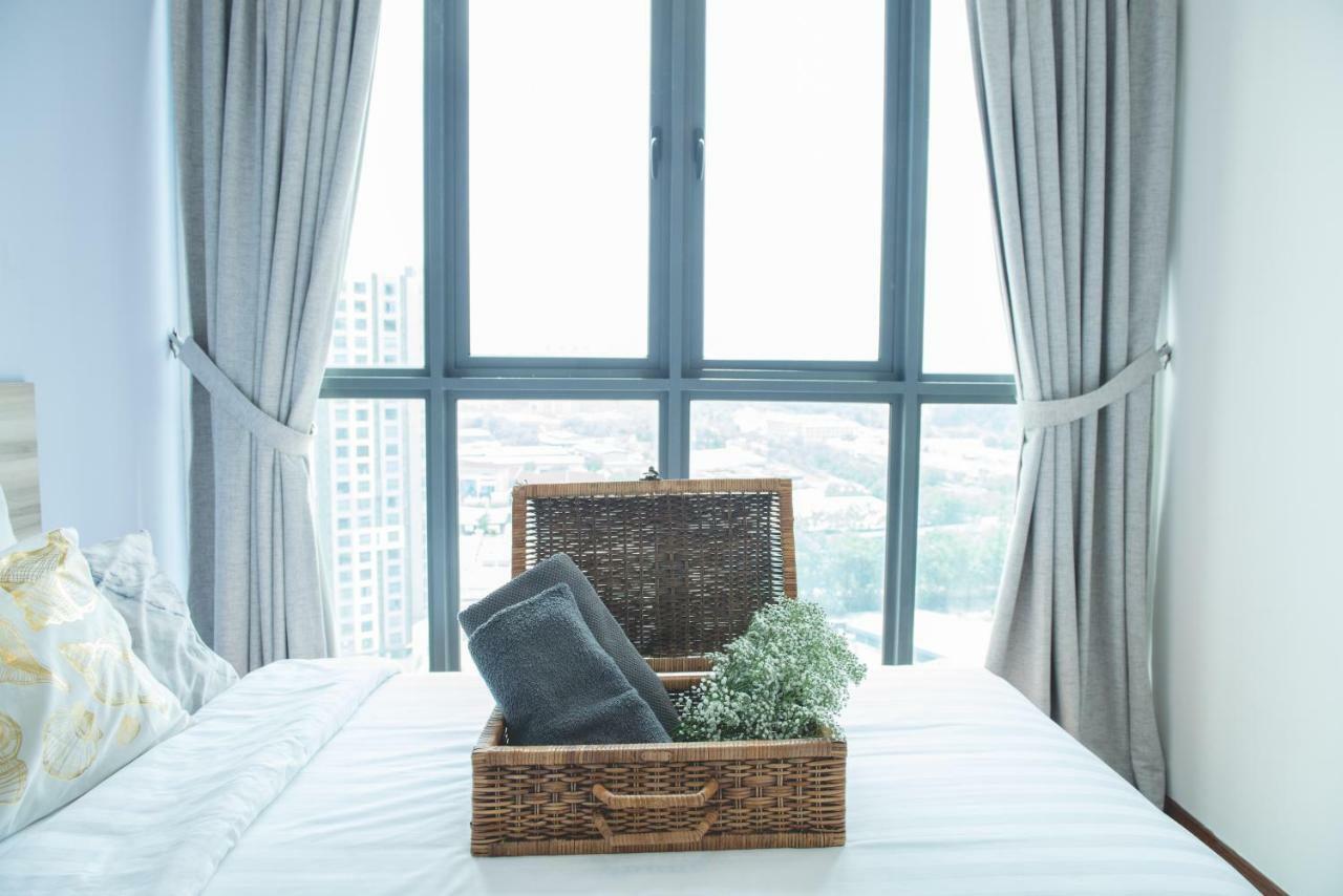 Amerin Mall & Apartemen Seri Kembangan